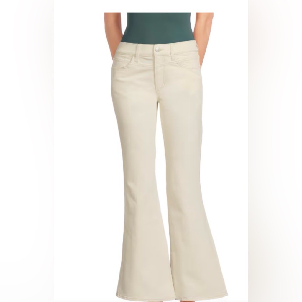 Nwt Joe's Jeans Cream Flare Jeans